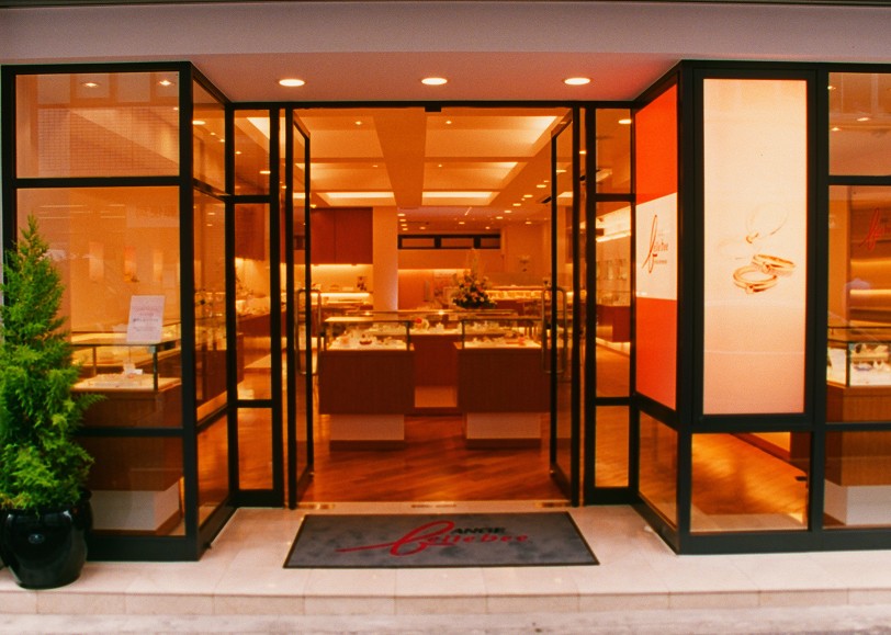 アンジュベェルビー１号店オープン